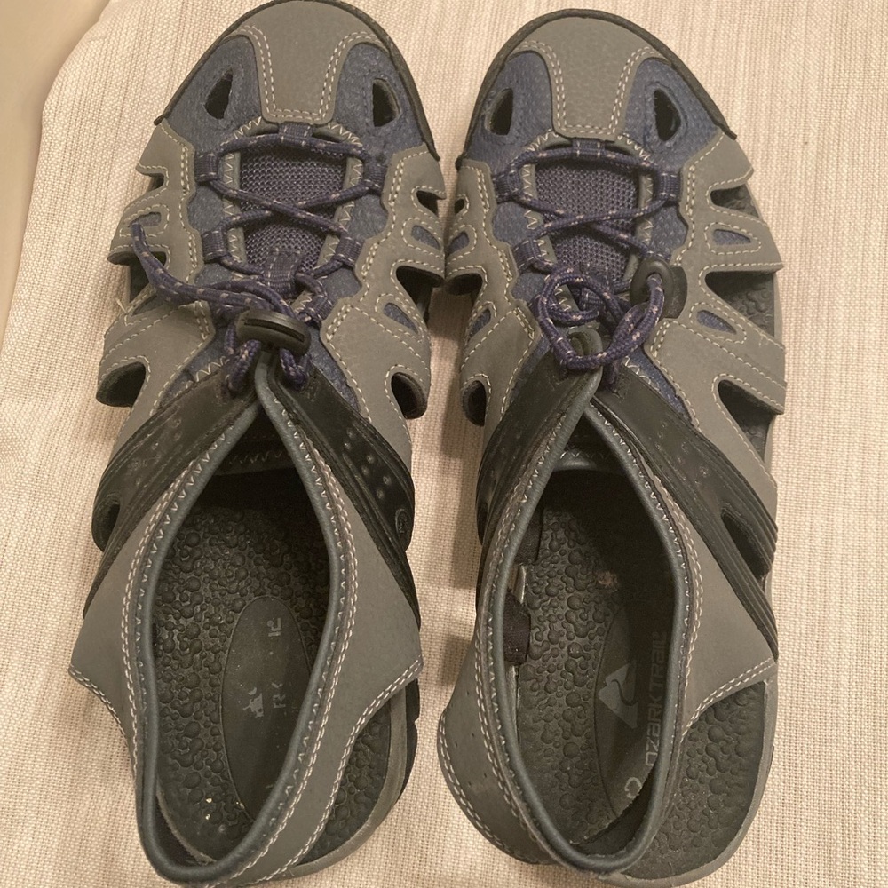Ozark Trail Gray and Blue Outdoor Sandals, size 9